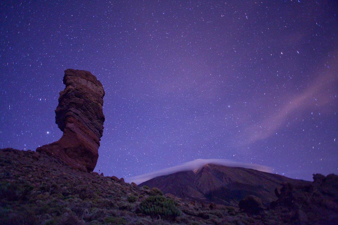 Tenerife. Roque Cinchado y Teide. 